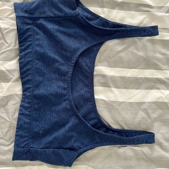 OV Bra - Picture 2 of 3